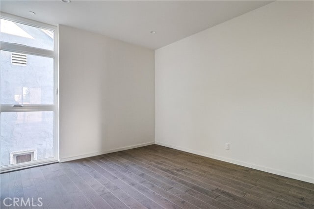 Building Photo - 14754 Gilmore St