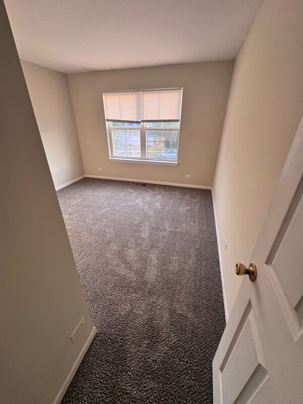 Building Photo - 322 Fairmont Ct