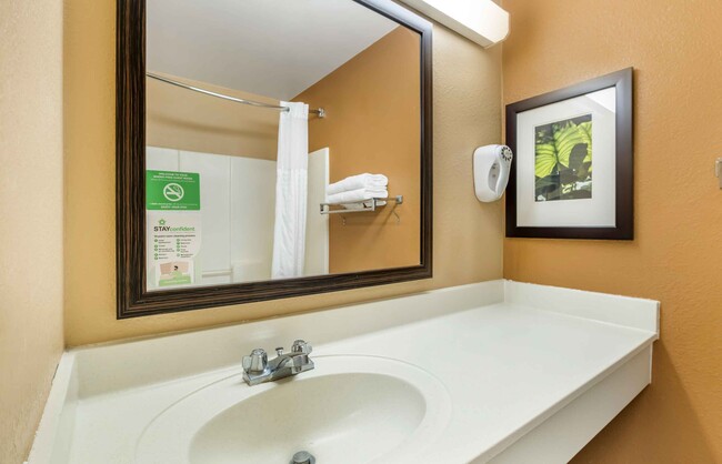 Building Photo - Furnished Studio-Minneapolis - Maple Grove