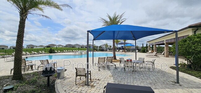 Building Photo - 14521 Crestavista Ave