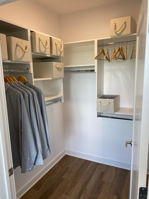 Building Photo - 86 Midtown Bridge St