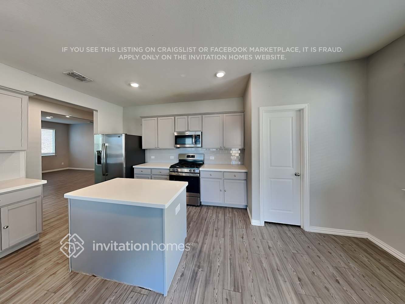 Building Photo - 14836 Grey Feather Trail