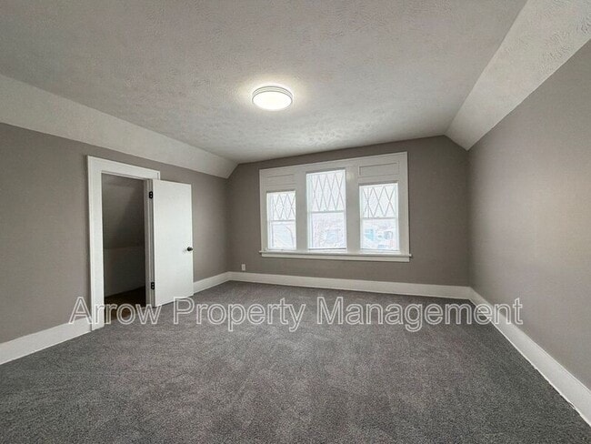 Building Photo - 1748 South St