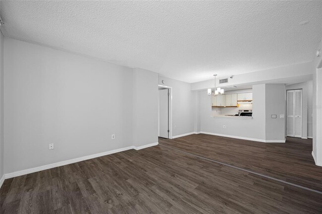 Building Photo - 2333 Feather Sound Dr