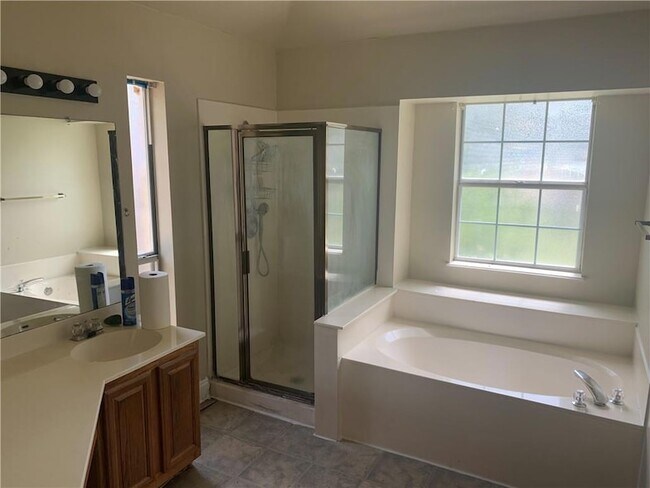 Building Photo - 1805 Whirlwind Trail