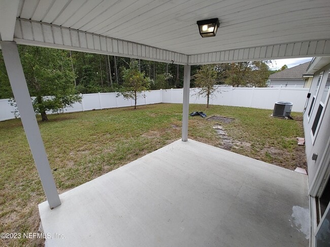 Building Photo - 208 Midway Park Dr