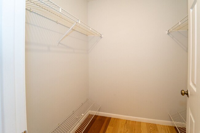 Building Photo - Comfortable Condo Living in St. Augustine Shores