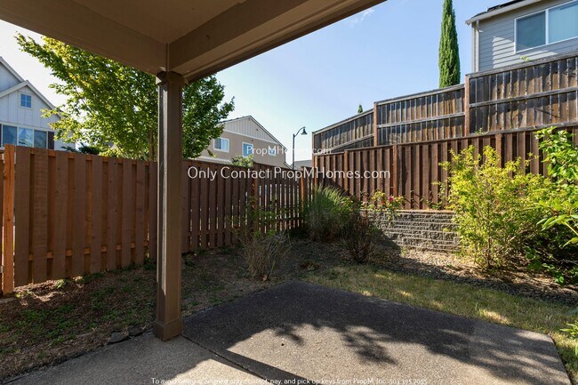 Building Photo - Discover Luxury Living with Exceptional Amenities at Arbor Oaks!