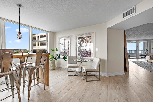 Building Photo - 5200 N Ocean Dr