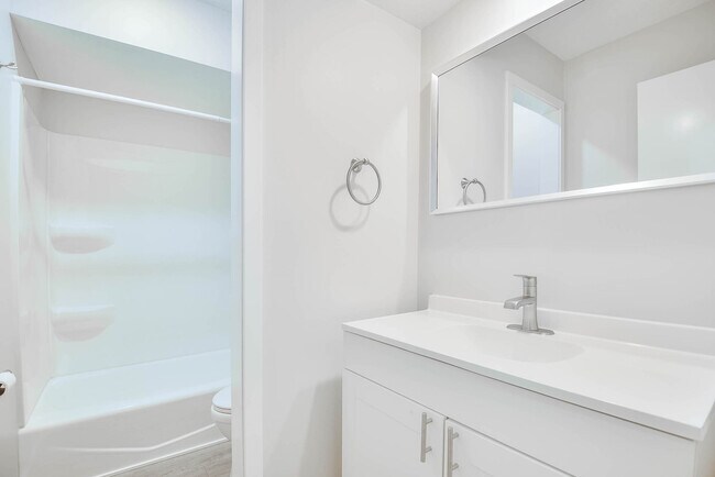 Building Photo - 10723 Browne St