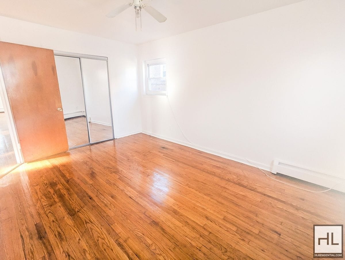 Building Photo - MICKLE AVENUE