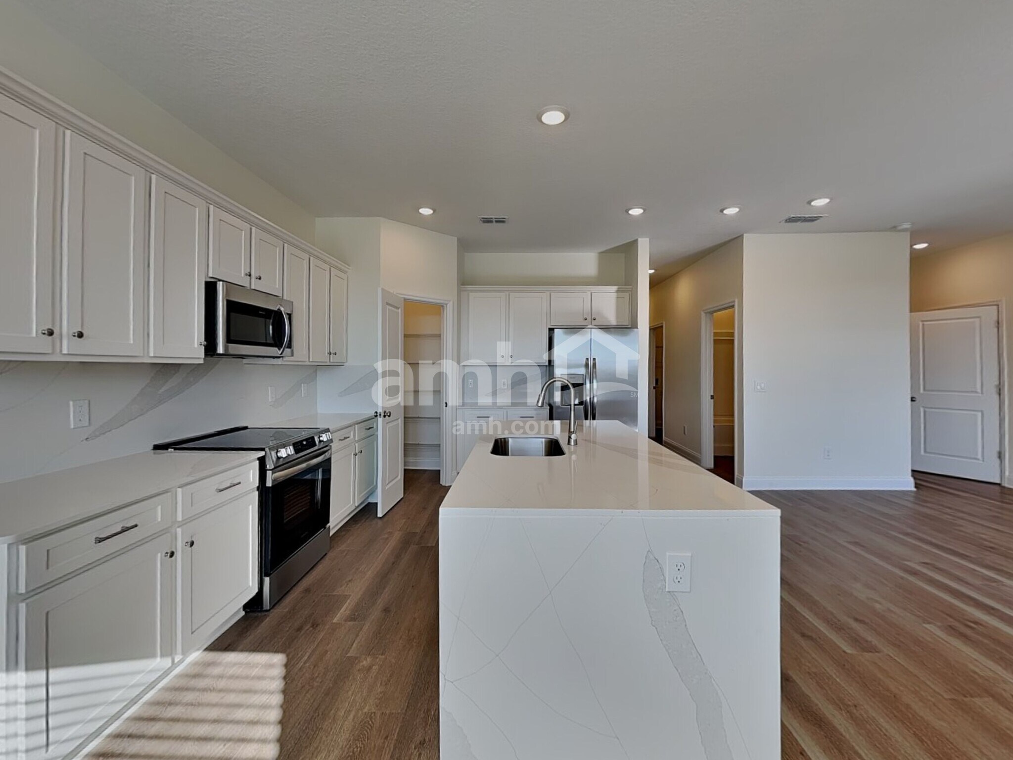 Building Photo - 16384 Willo Pines Ln