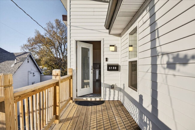 Building Photo - 518 Prospect St