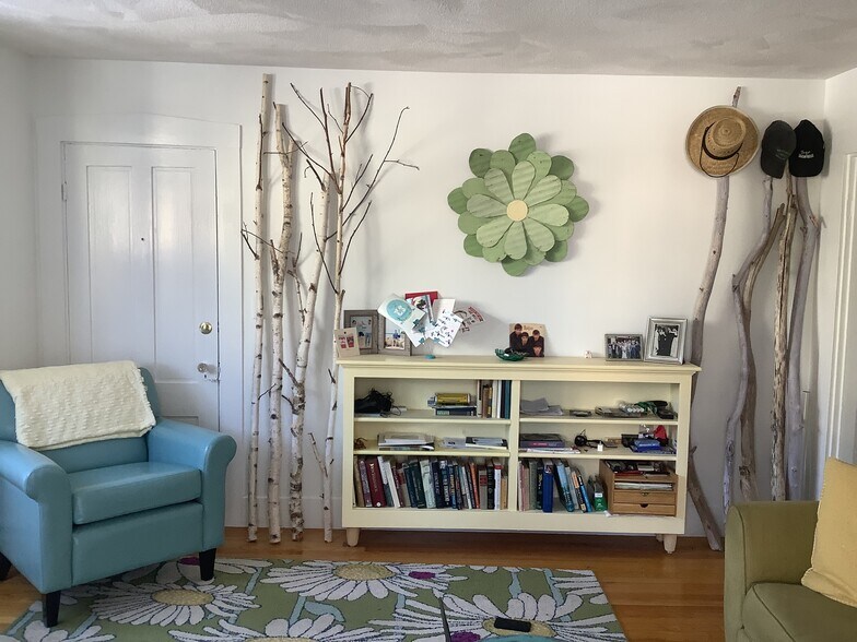 Building Photo - 74 Mount Pleasant Ave