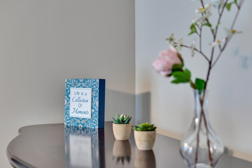 Building Photo - 764 Mary Ln