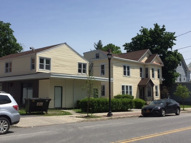 Building Photo - Vassar College Apartments