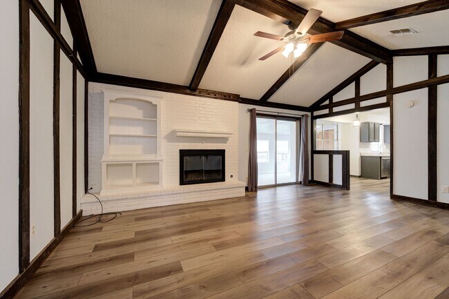 Building Photo - Welcome to your new home!