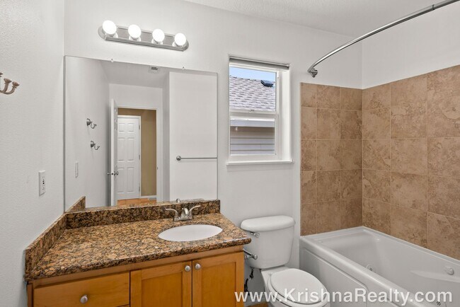 Building Photo - Beautiful  3BD* 2.5 BA* Single Family Home...