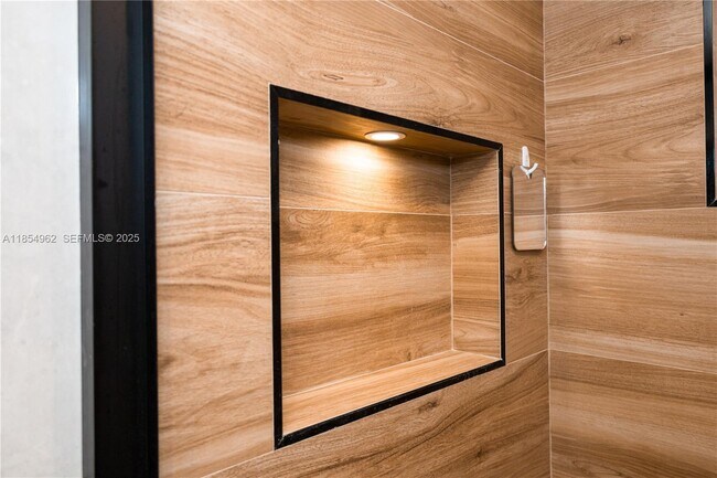 Building Photo - 224 Meridian Ave