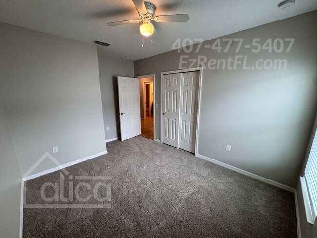 Building Photo - 426 Kestrel Dr