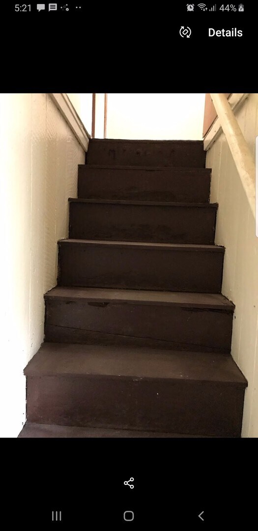 Building Photo - 3 bedroom 1 bath