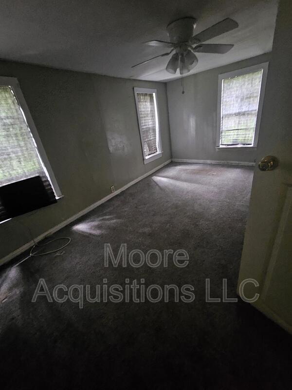 Building Photo - 1506 El Paso St
