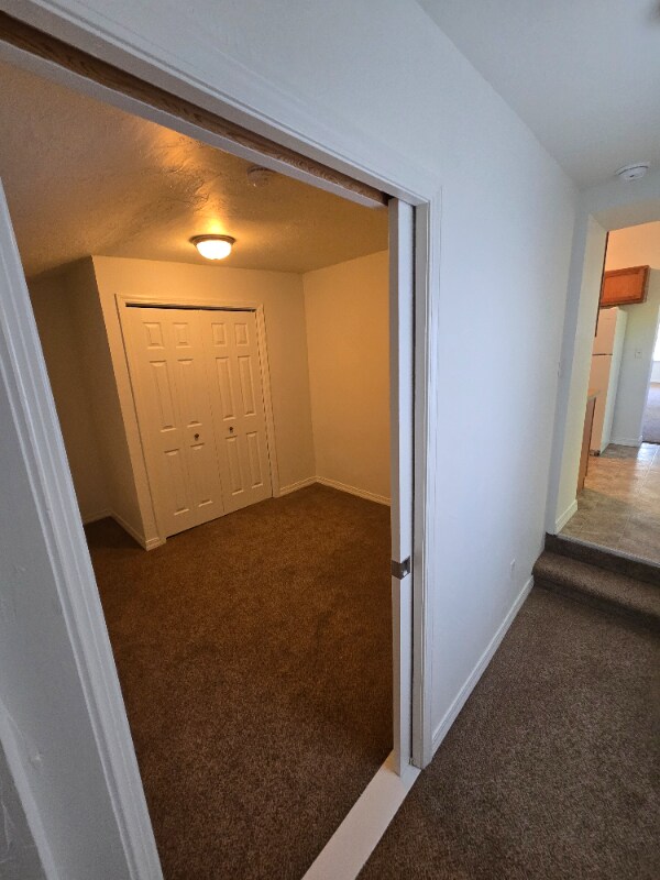 Building Photo - 608 Hillsdale St
