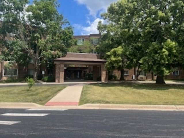 Building Photo - 1375 Rebecca Dr
