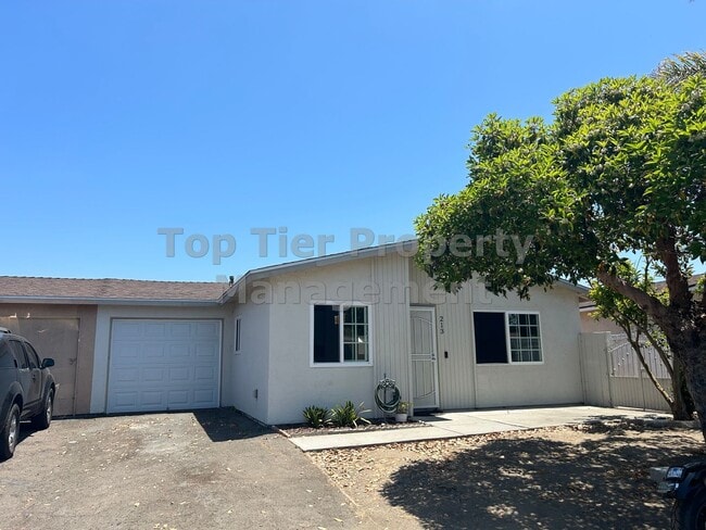 Primary Photo - ***Charming 2 bed / 1 bath House in Oceans...