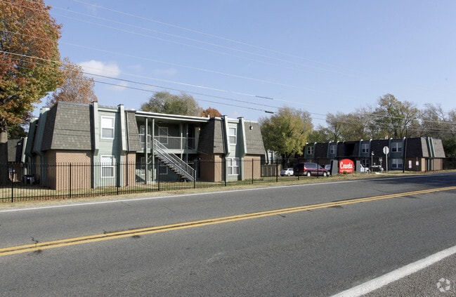 Primary Photo - Coweta Apartments