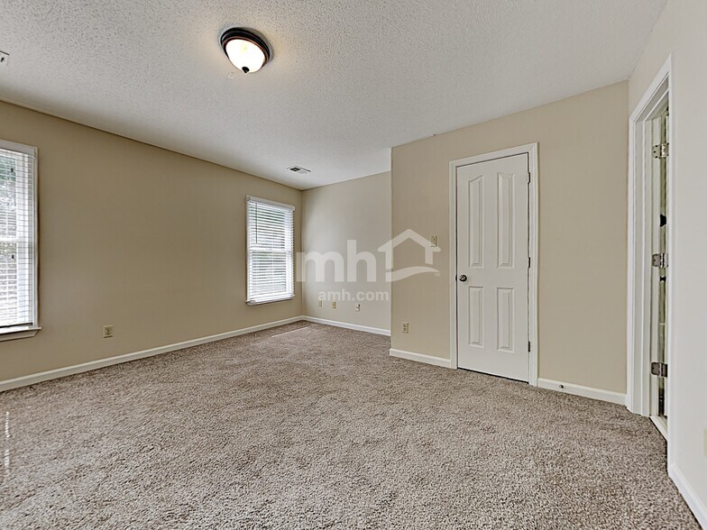 Building Photo - 1494 Appling Wood Cove S