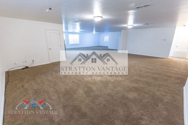 Building Photo - 21748 E Escalante Rd