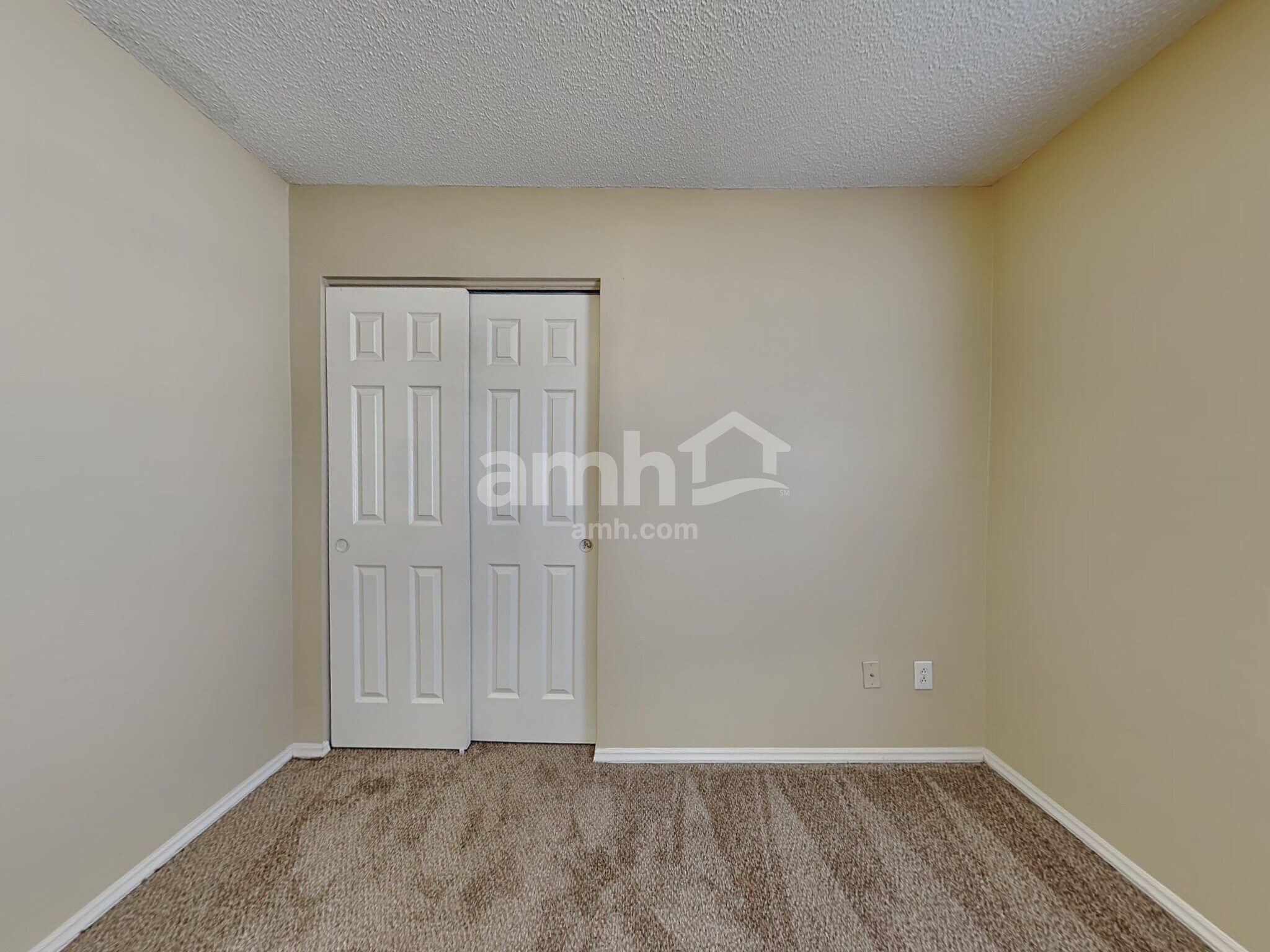 Building Photo - 6437 Saybrooke Dr