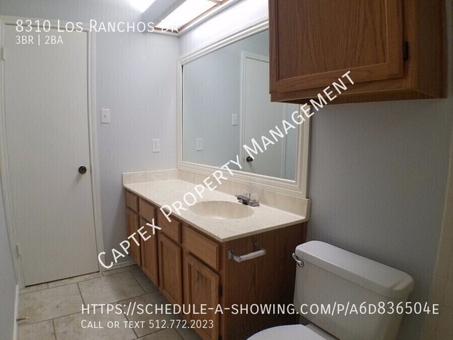 Building Photo - 8310 Los Ranchos Dr
