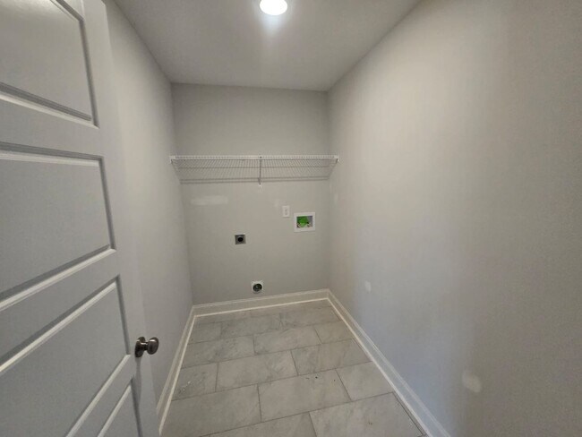 Building Photo - Ruby Floor Plan – 5BR/3BA New Construction...