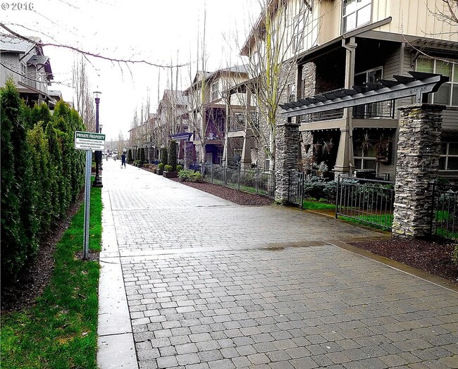 Building Photo - Comfortable Ground-Level 2-Bedroom Condo –...