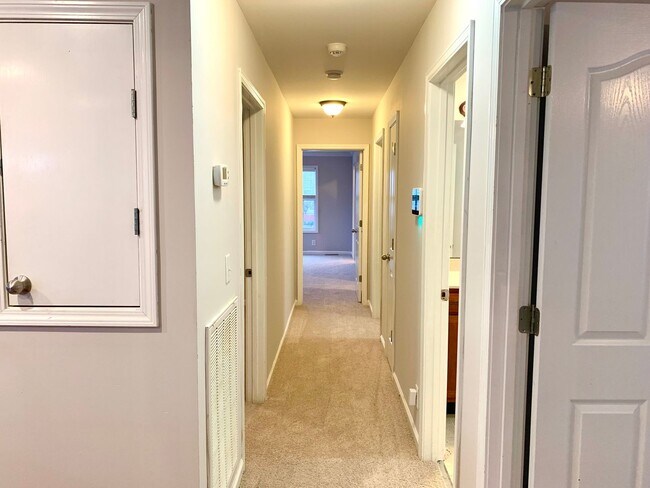 Building Photo - 3771 N Cindy Jo Dr