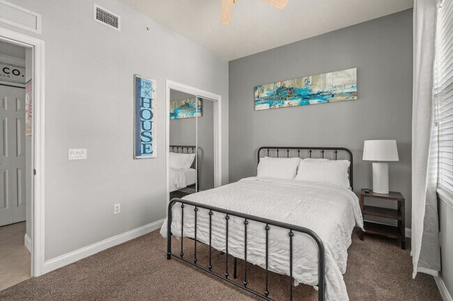 Building Photo - 7509 Mourning Dove Cir