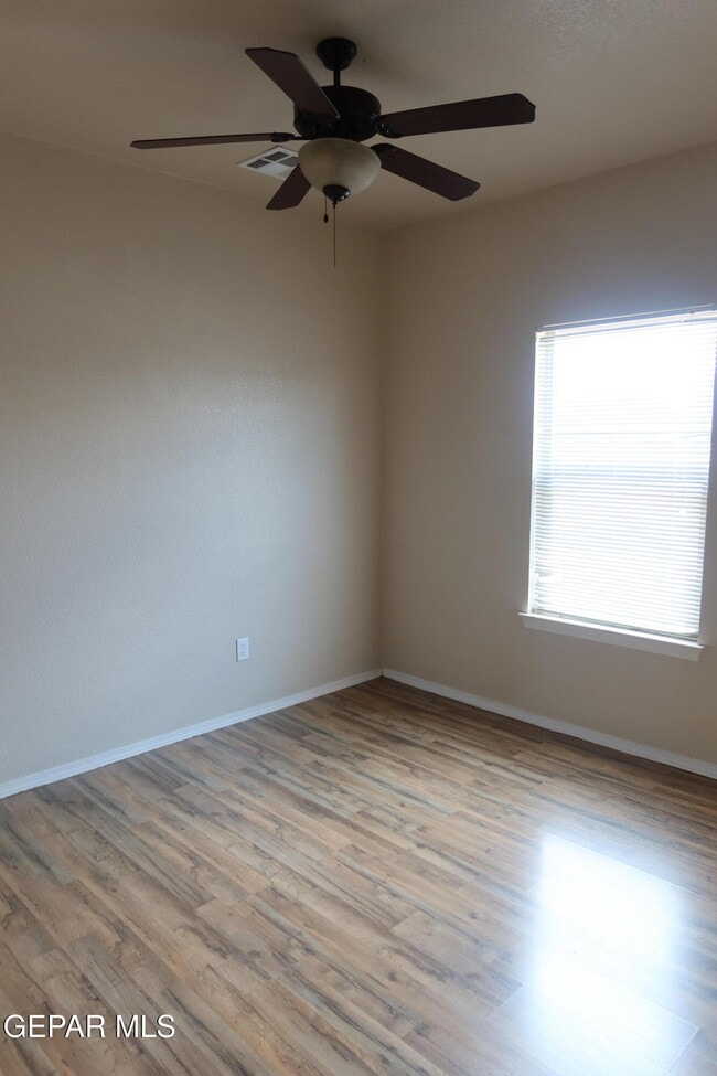 Building Photo - 10672 Canyon Sage Dr