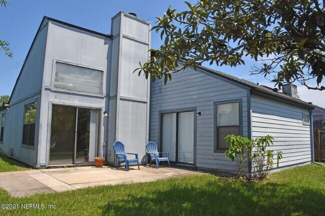 Building Photo - 164 Vista Grande Dr