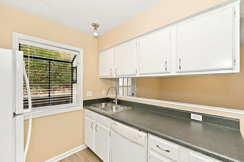 Building Photo - 232 Thistle Ln