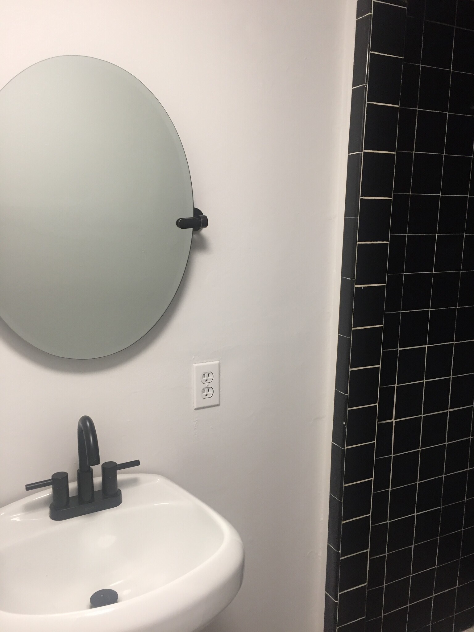 Bathroom with updated fixtures - 1742 N Parkway