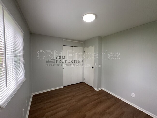 Building Photo - 5204 Arrowhead Blvd