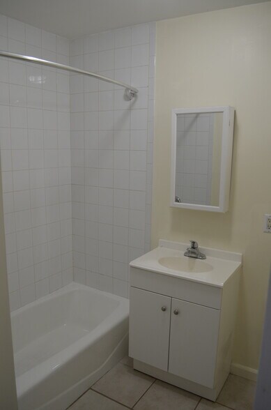 Building Photo - 50 Myano Ln