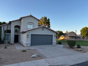 Building Photo - 4 bedroom home in Tempe