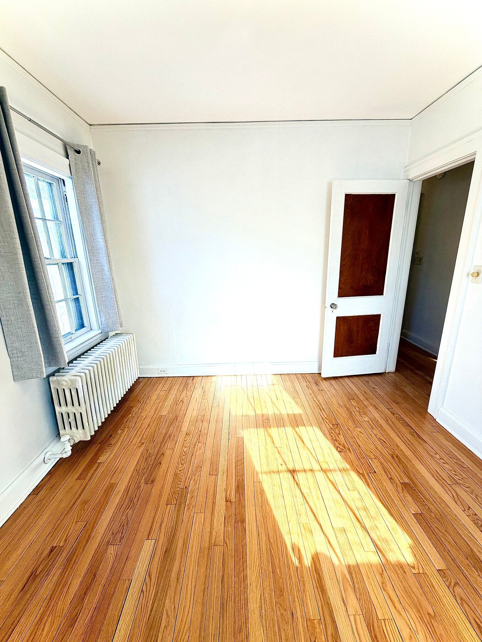 Building Photo - 130 Orlin Ave SE