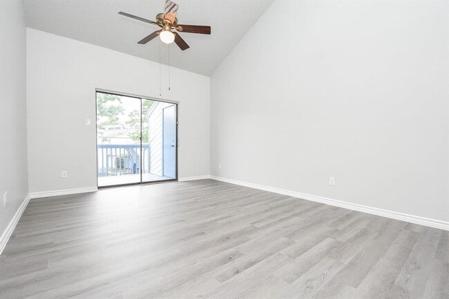 Building Photo - 13151 Walden Rd