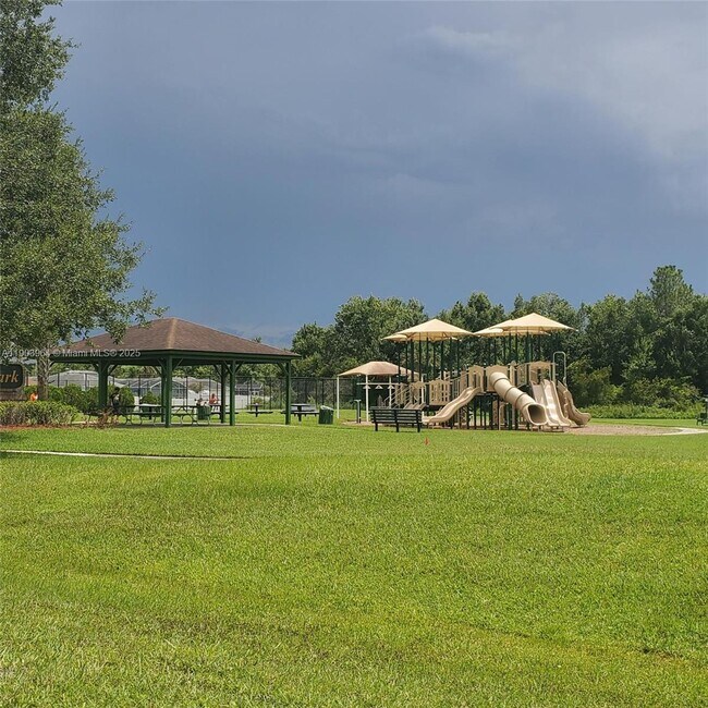 Building Photo - 2505 Hybrid Ct