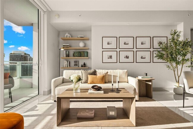 Building Photo - 1080 Brickell Ave