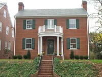 Building Photo - -- AVAILABLE MAY 8TH -- 3 BR / 2.5 BA Nice Brick home in Near West End. Available May 8th!